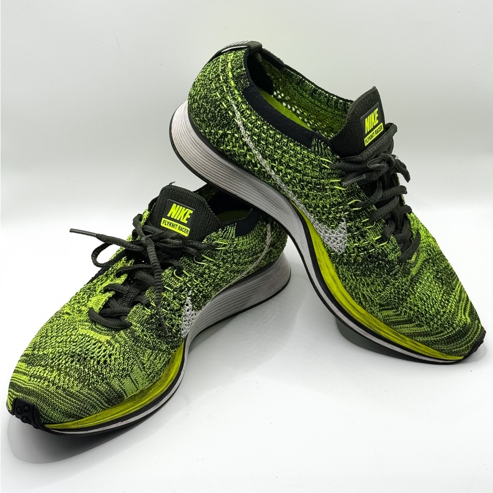 Nike Flyknit Racer Size 7 Volt, Sequoia Green, Priced for liquidation!